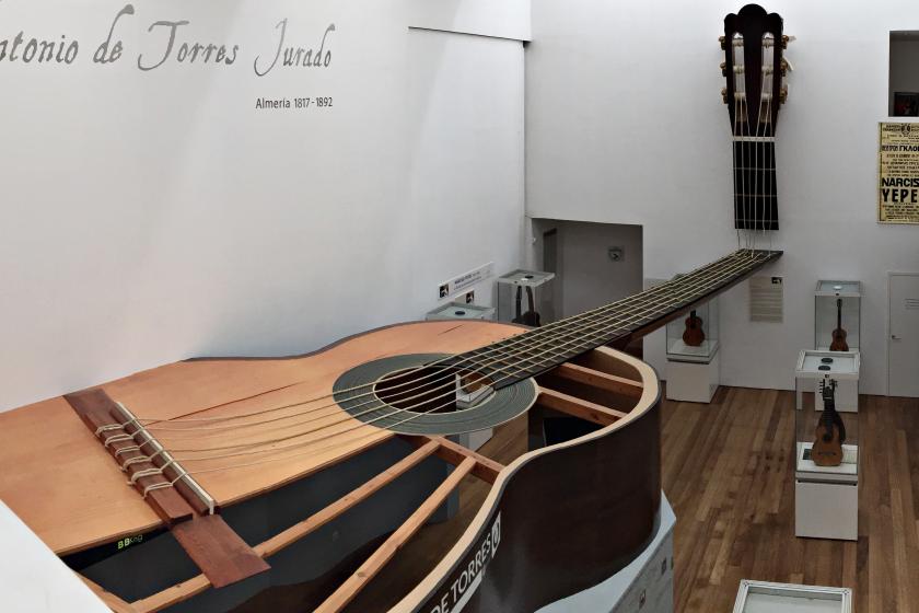 Museo de la Guitarra Antonio de Torres 